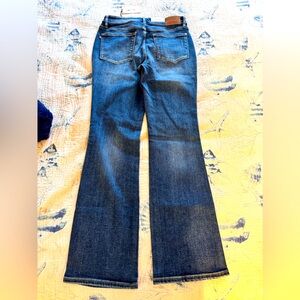 Judy Blue Mid Rise Bootcut jeans NEW